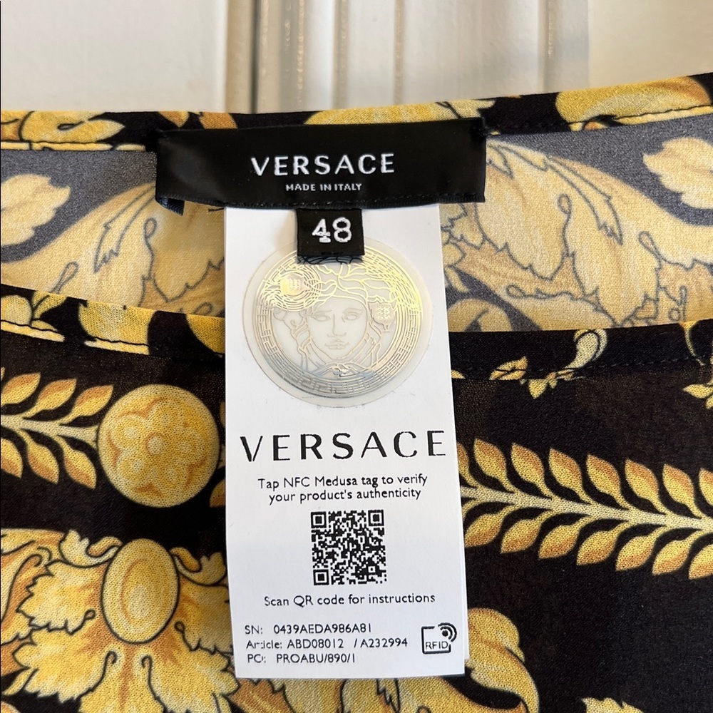 Versace Black and Gold Patterned Fabric Kaftan Dress size 48 silk fabric - Picture 5 of 6
